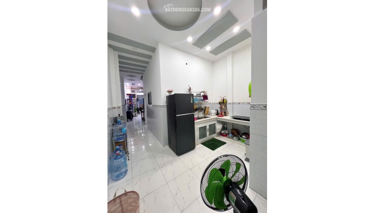 Bán nhà Trịnh Đình Trọng q.Tân Phú 60m²,2 TẦNG  - SÁT Q.TÂN BÌNH